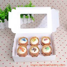 Hộp cupcake trắng - 6 bánh