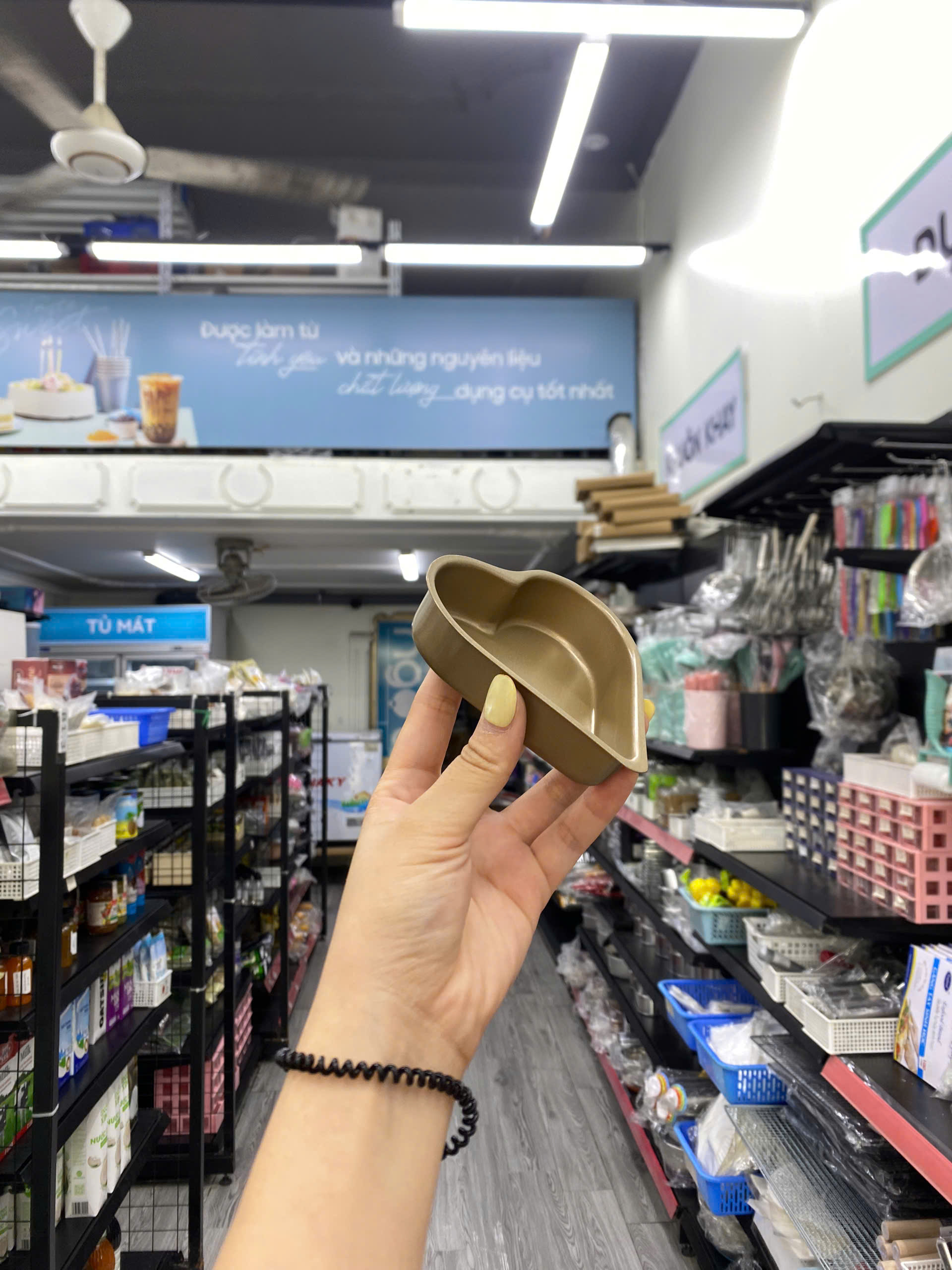 Khuôn tim chống dính 9cm