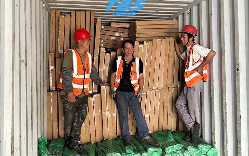 Ghép container chính ngạch Trung Việt đường sắt