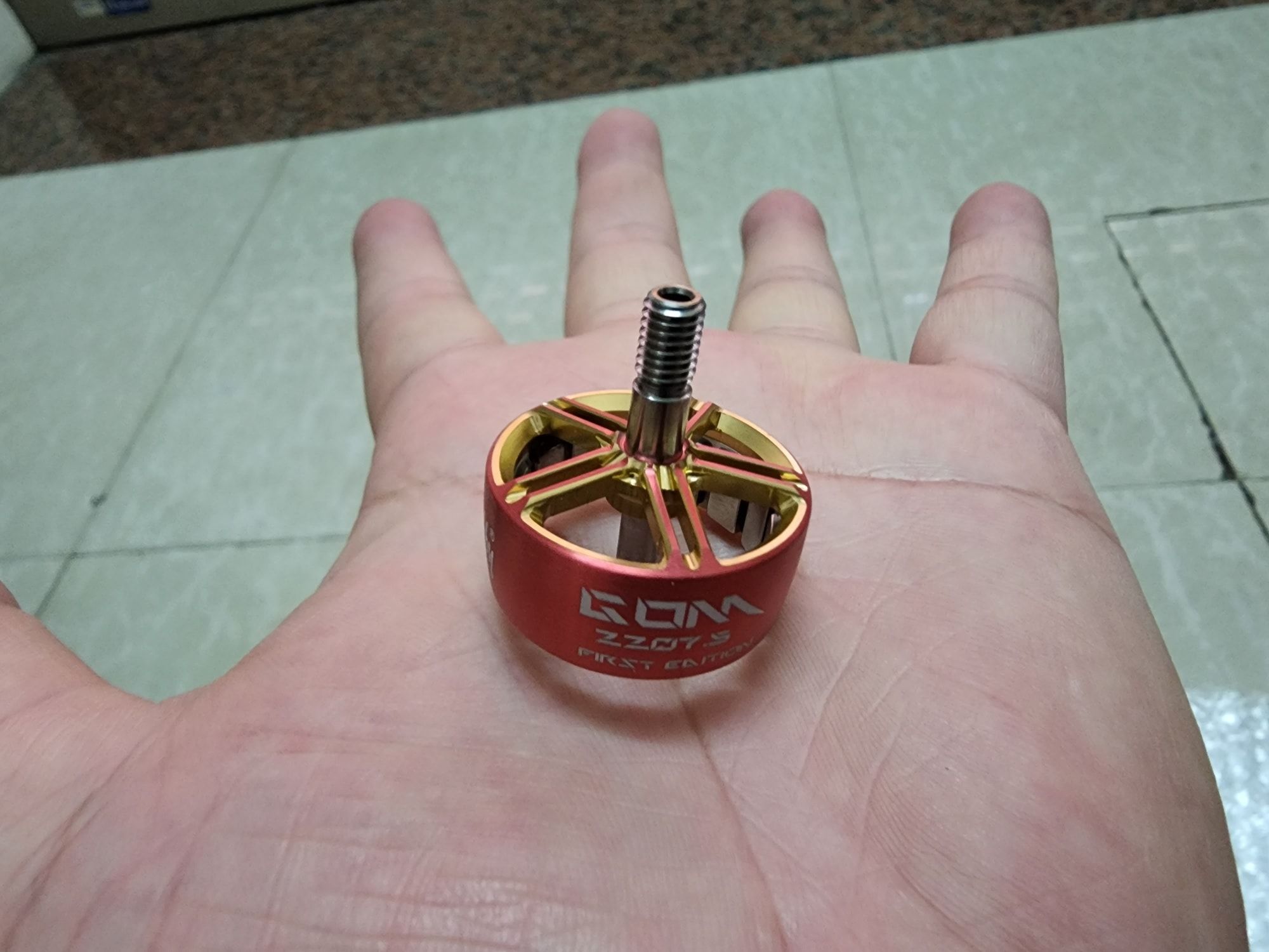 Brotherhobby GOM 2207.5 1920kv Bell