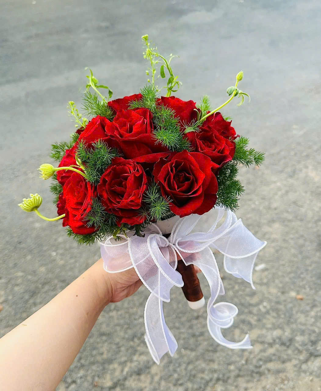 Hoa cầm tay cô dâu B018