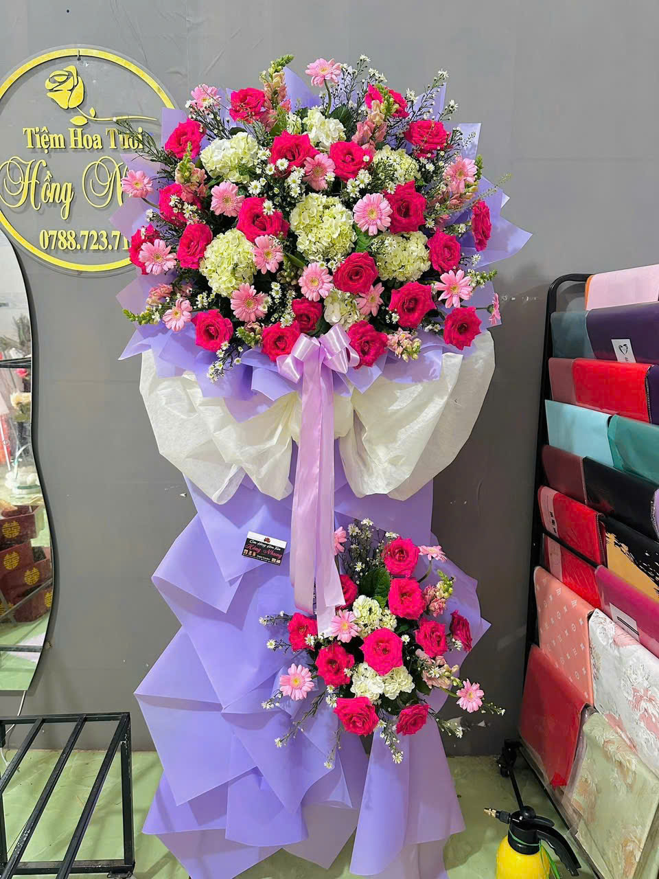 Kệ hoa chúc mừng D021