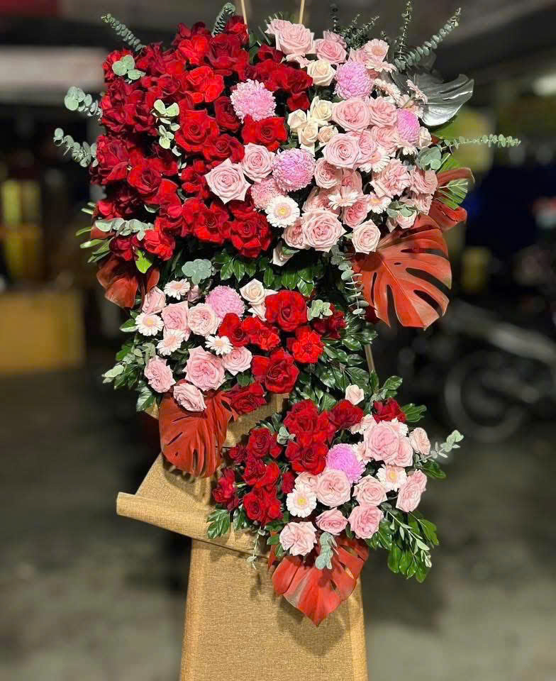Kệ hoa chúc mừng D029