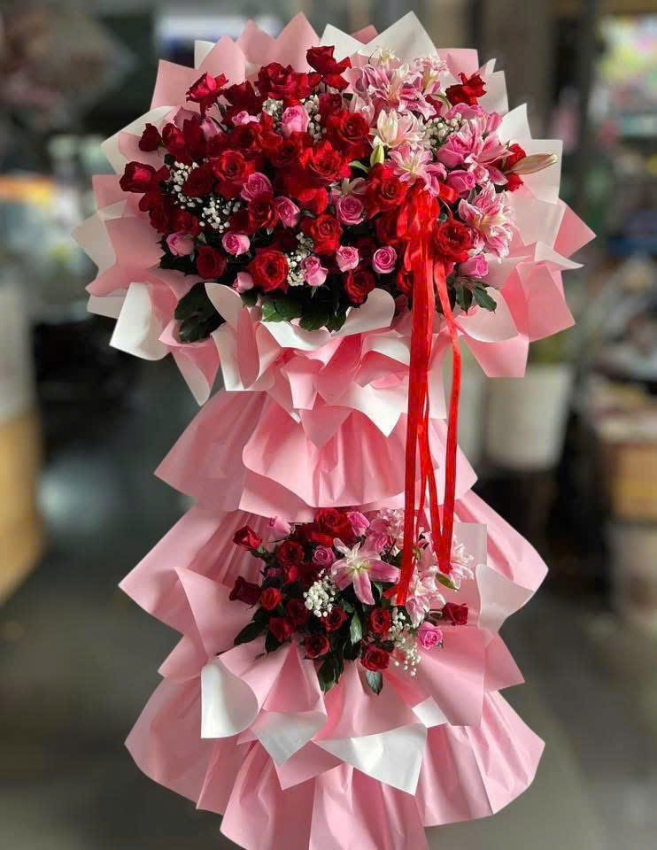 Kệ hoa chúc mừng D049
