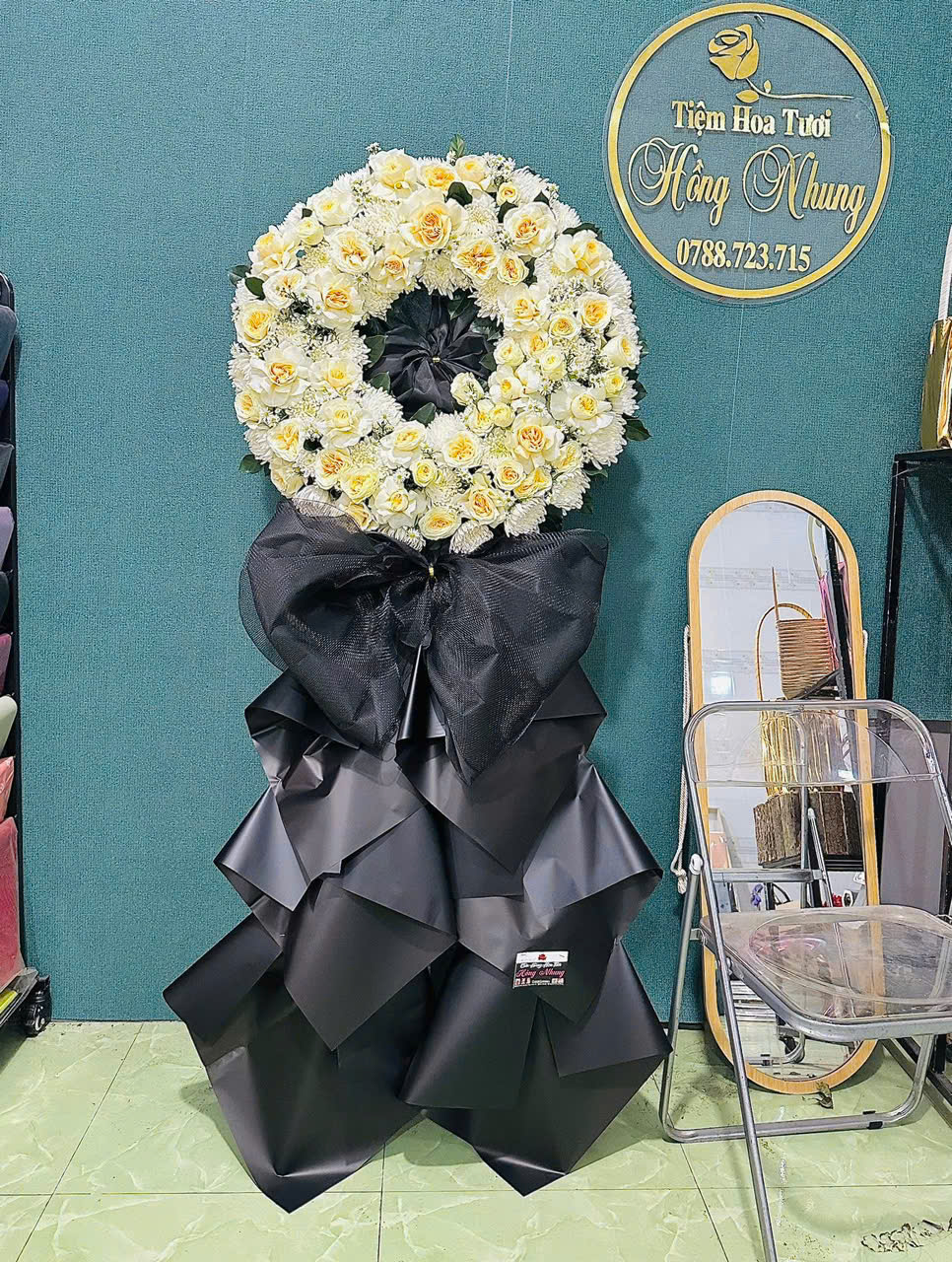 Kệ hoa kính viếng E009