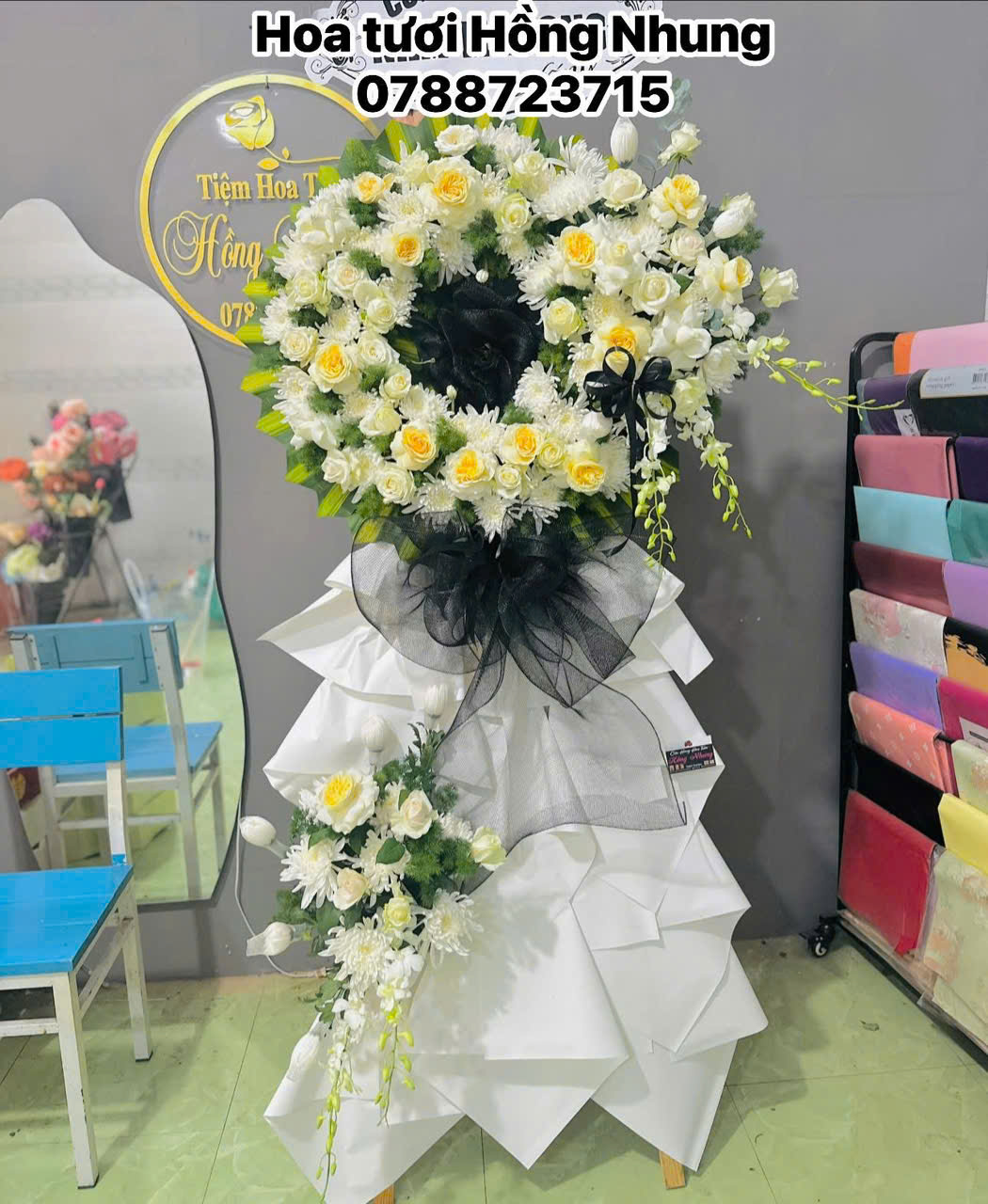 Kệ hoa kính viếng E013