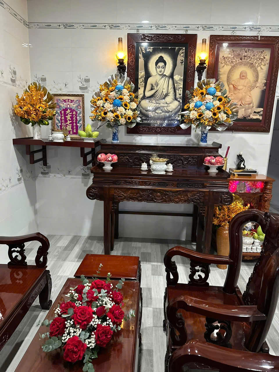 Trang trí hoa tươi gia tiên H011