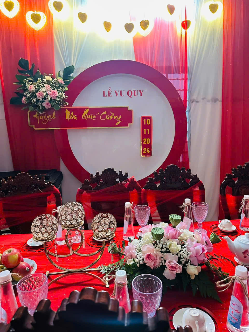 Trang trí hoa tươi gia tiên H016