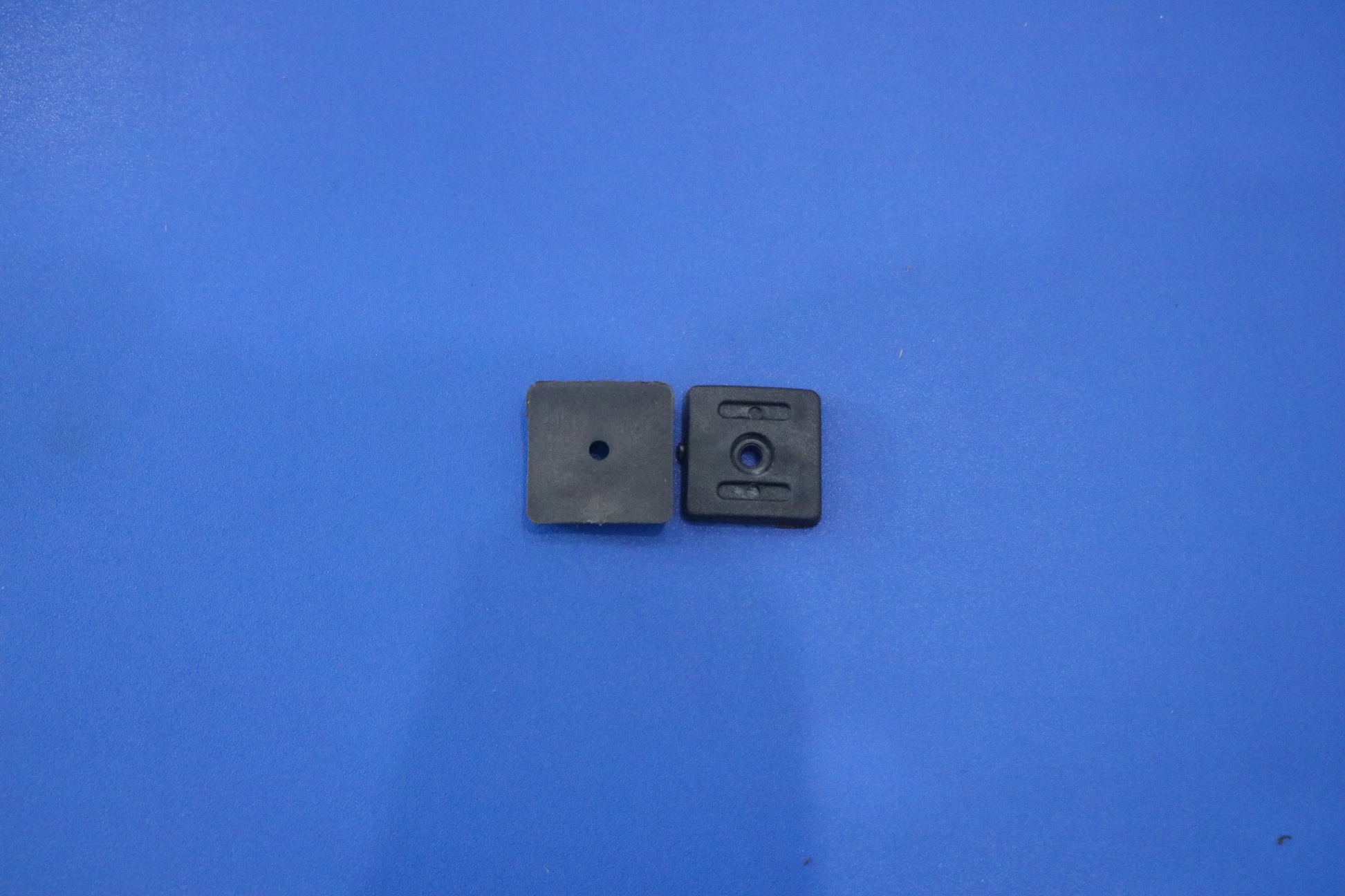 Đế chân 25 có lỗ-min.JPG