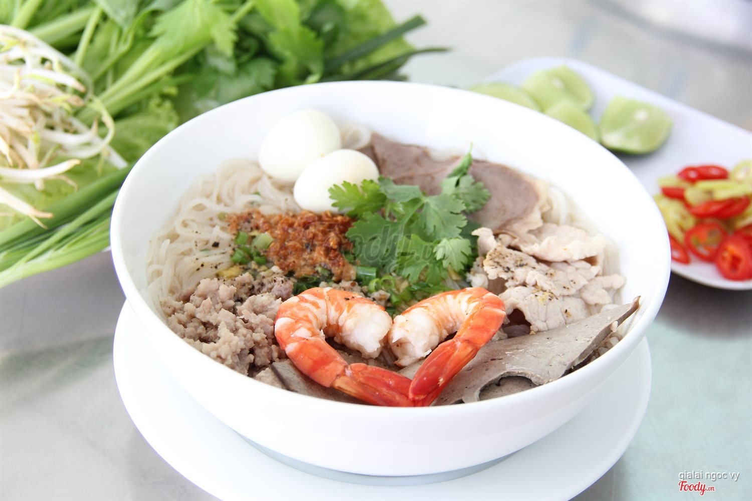 HỦ TÍU THỊT