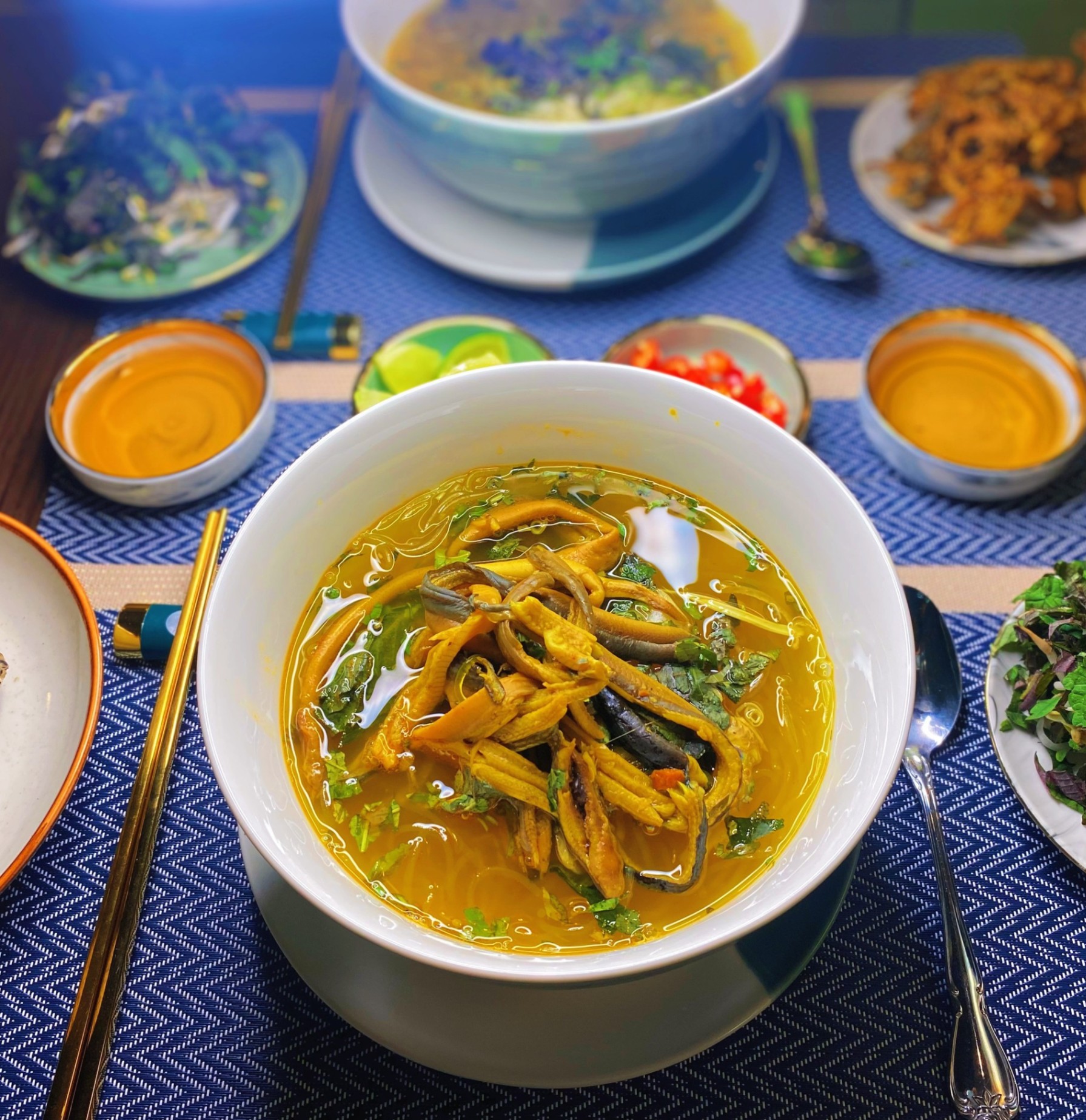 MIẾN LƯƠN XÀO NGHỆ