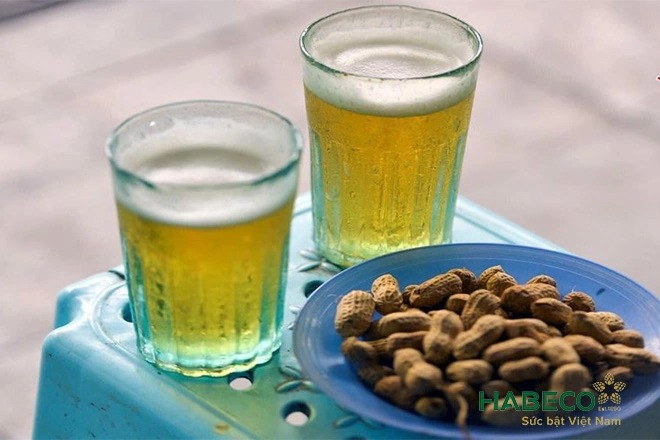 Quán bia hơi vỉa hè Hà Nội