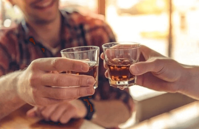 Thời gian hết nồng độ cồn trong cơ thể: Bao lâu mới an toàn để lái xe?