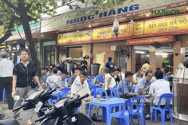 Chi phí thuê nhân viên