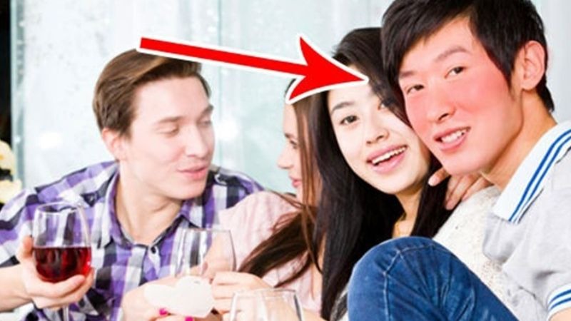 Vì sao uống bia mặt đỏ