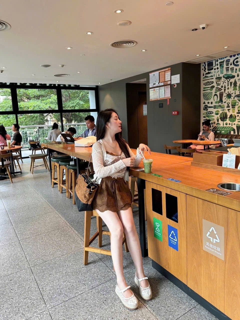 Chân váy nữ xếp tầng CV040925-01