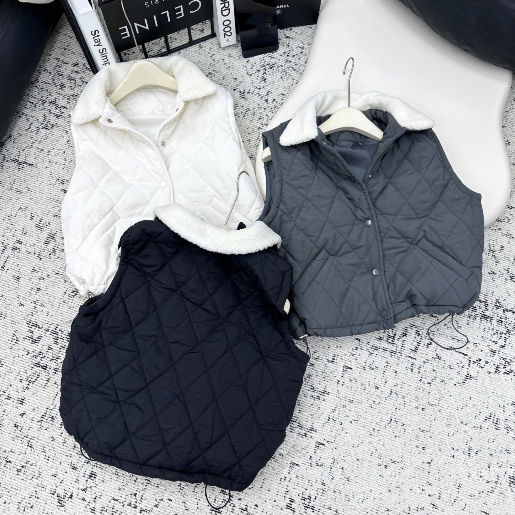 Áo khoác nữ gile AK231025-01