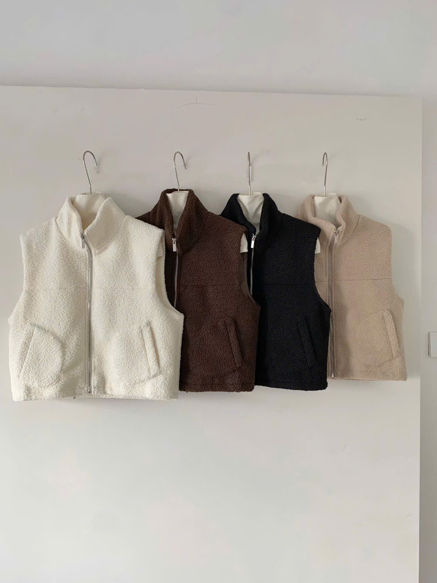 Áo khoác nữ gile AK271025-01