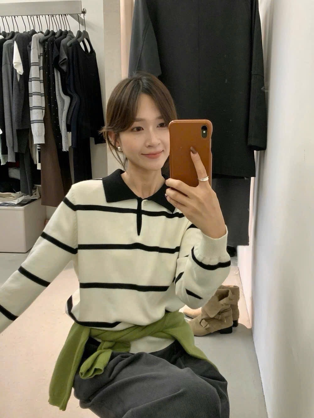 Áo len nữ kẻ to AL281025-05