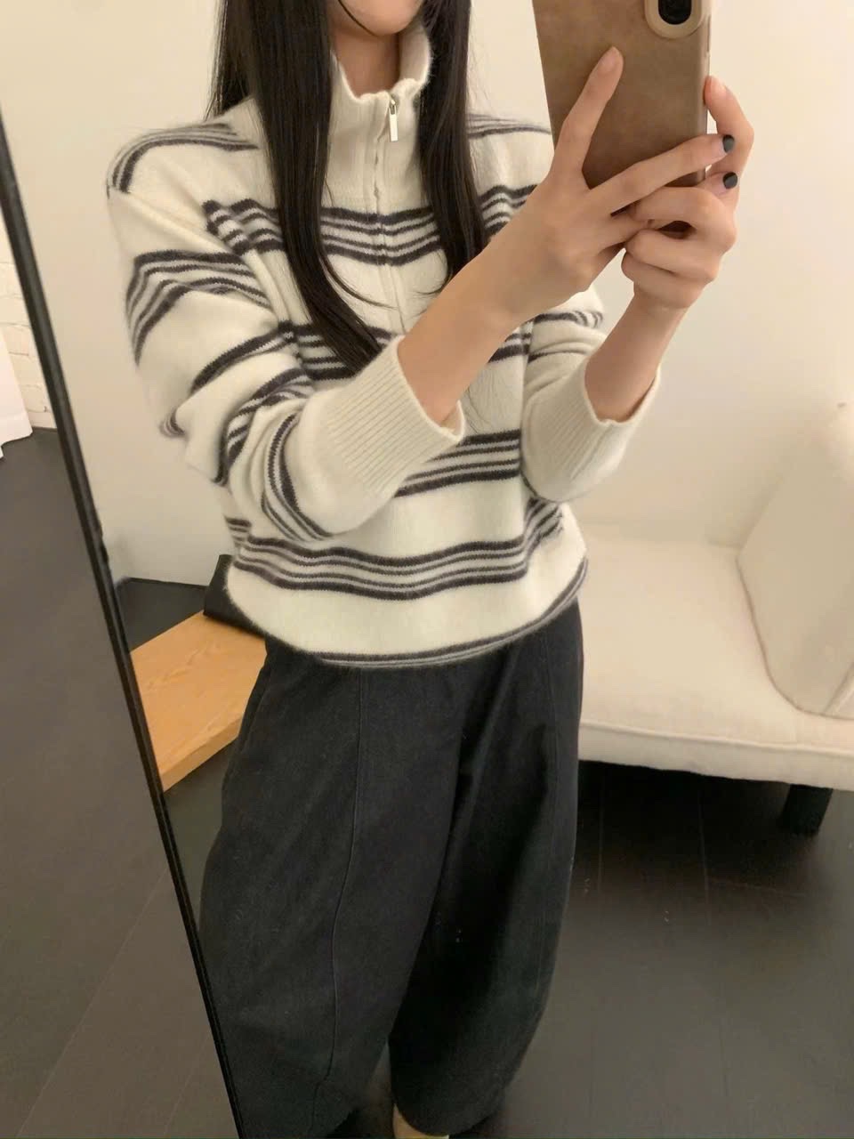 Áo len nữ kẻ khoá AL041125-02