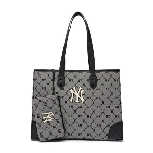 Túi MLB Monogram Diamond Jacquard New York Yankees 3AORL021N