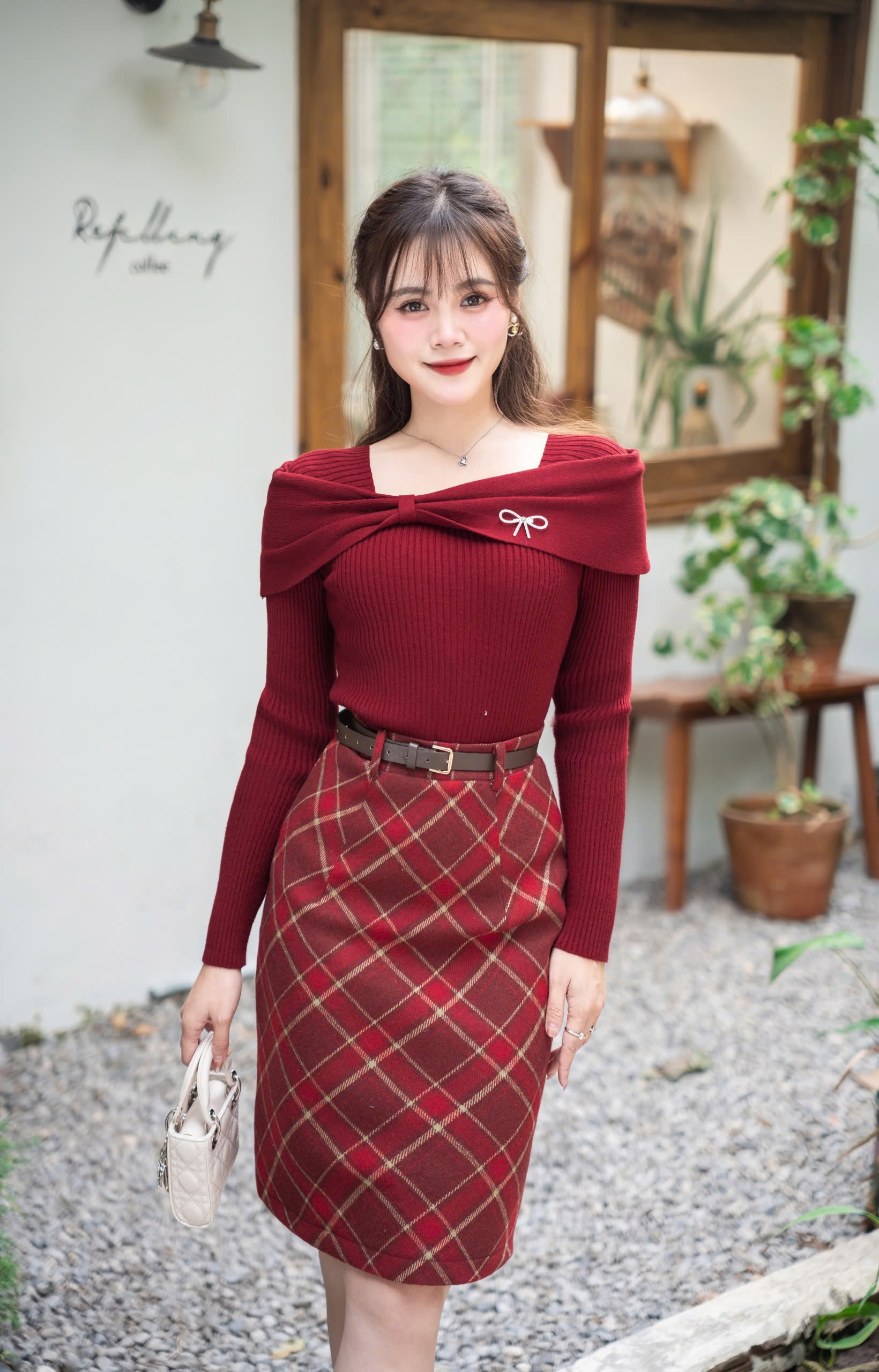 AL2310 - Áo len trơn nơ ngang vai