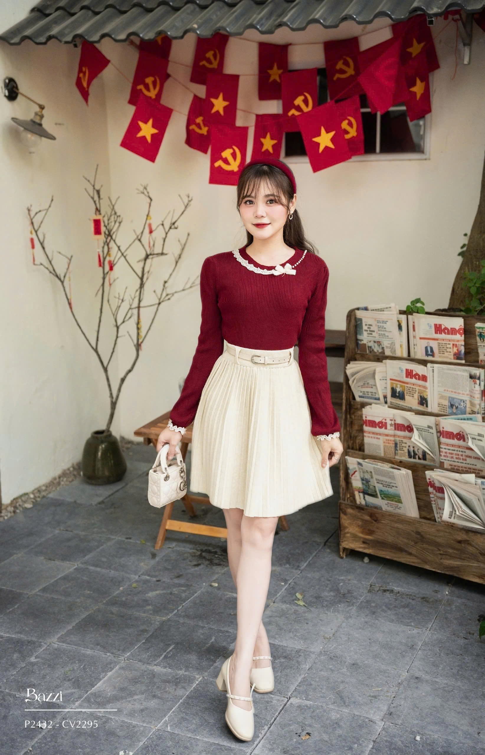 CV2295 - Chân váy - Len dập li ngắn kèm đai