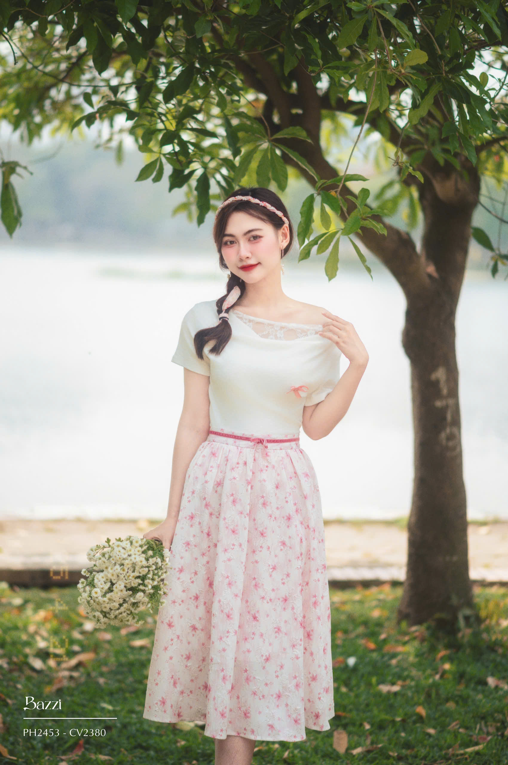 CV2380 - Chân váy xoè trơn phối ruy băng eo