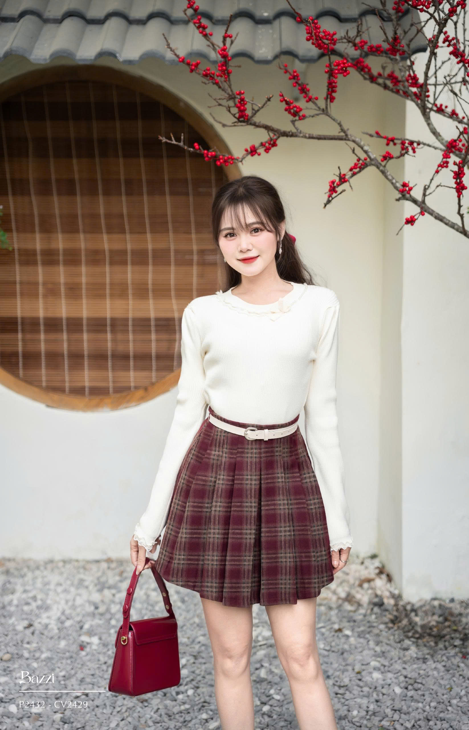 CV2429 - Chân váy xếp li dáng ngắn kèm đai