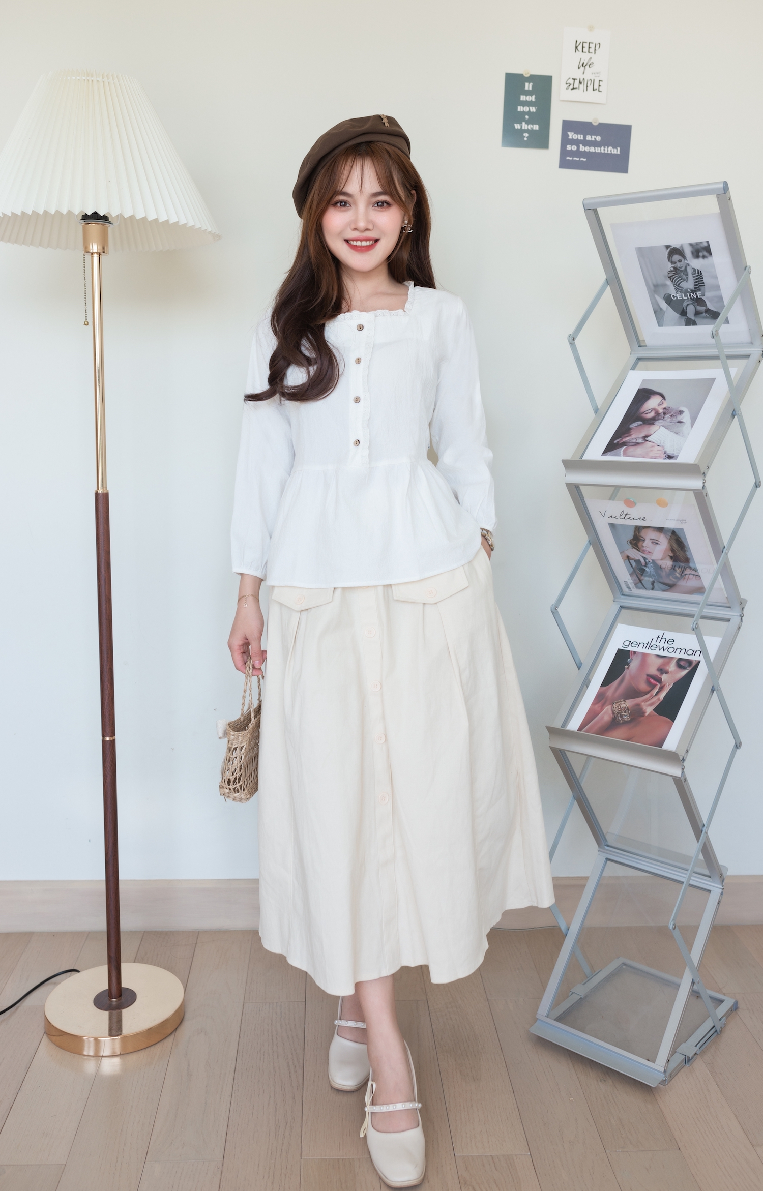 SM2045 - Áo BBD cổ vuông viền ren