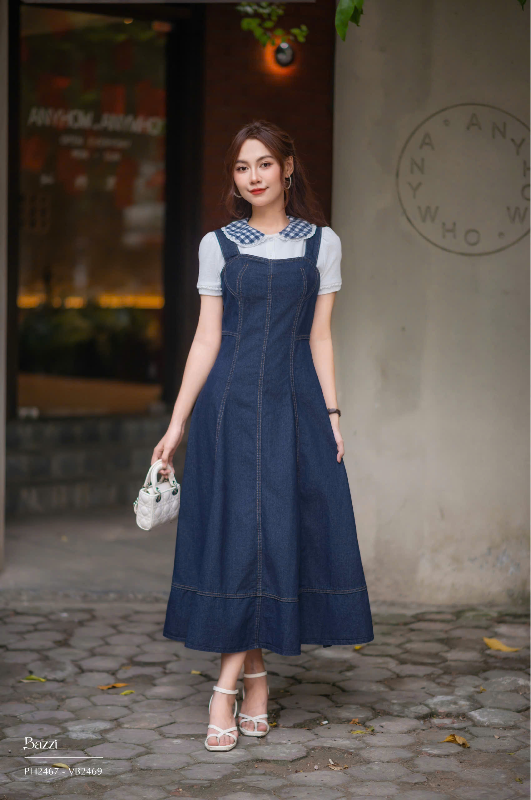 VB2469 - Yếm bò dáng A dài