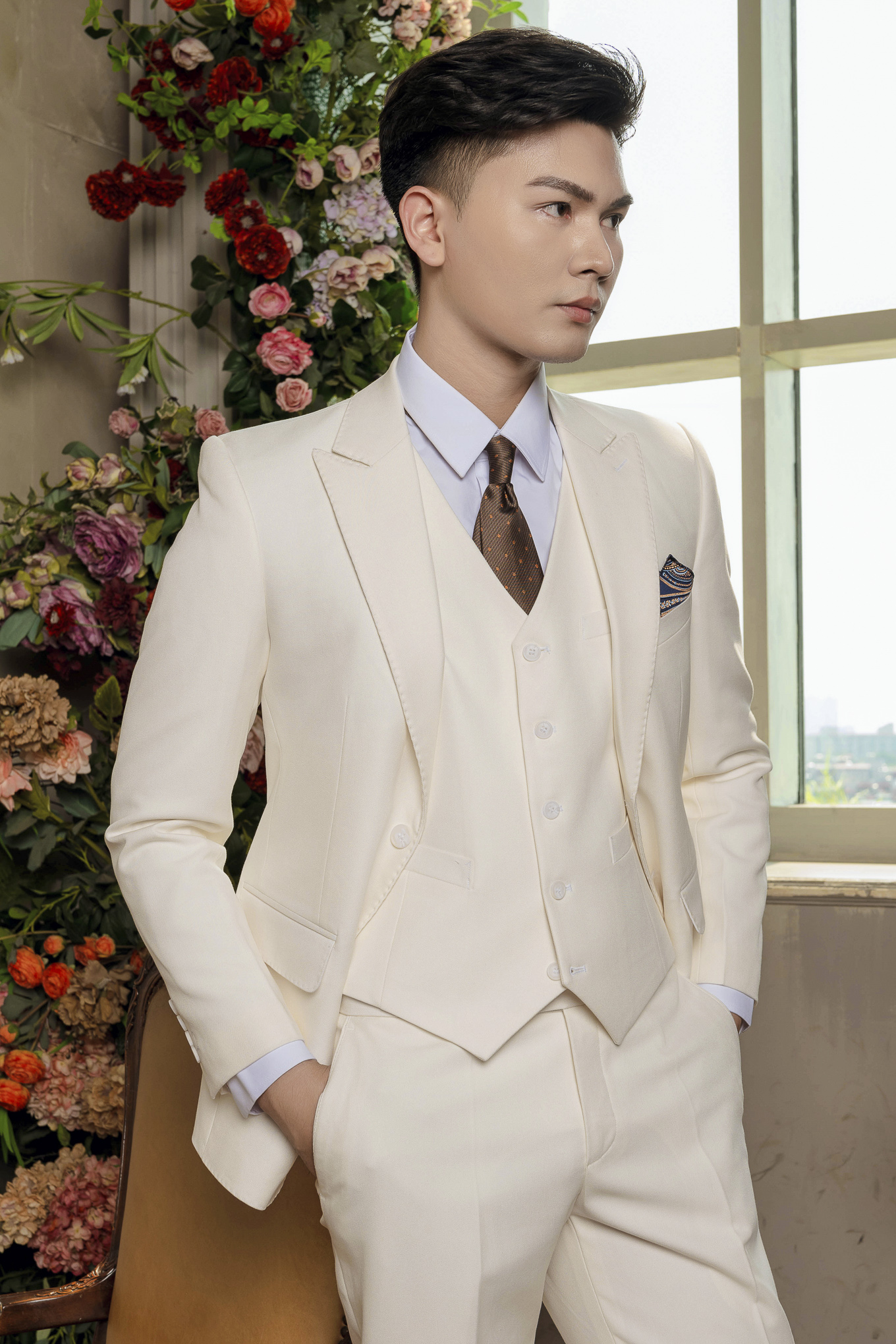 Bộ suit 2 khuy EAB 207
