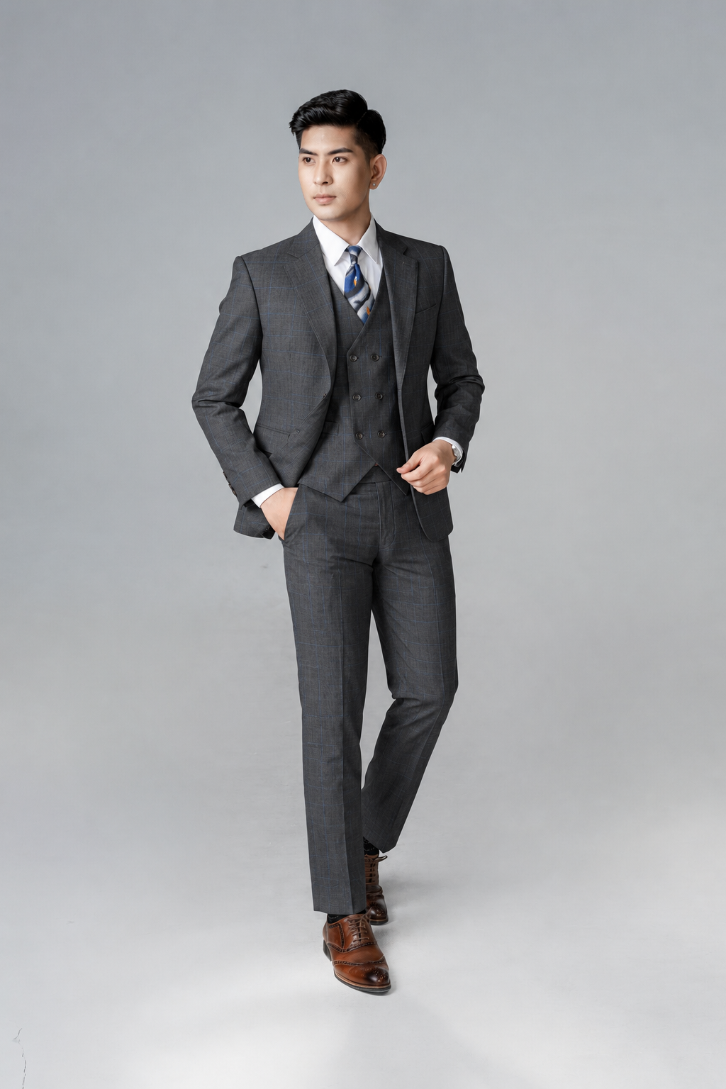 Bộ suit 2 khuy kẻ caro chìm S H202