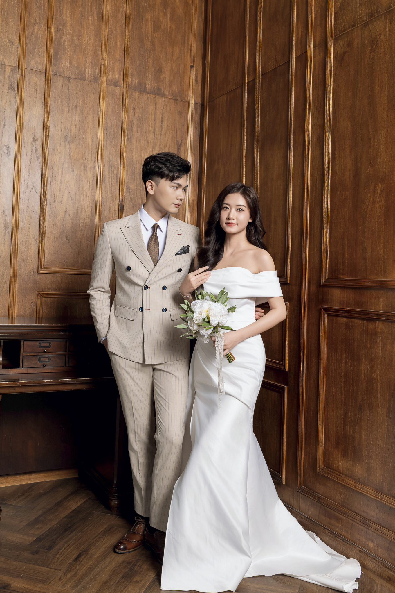 Bộ suit 6 khuy EAB 603
