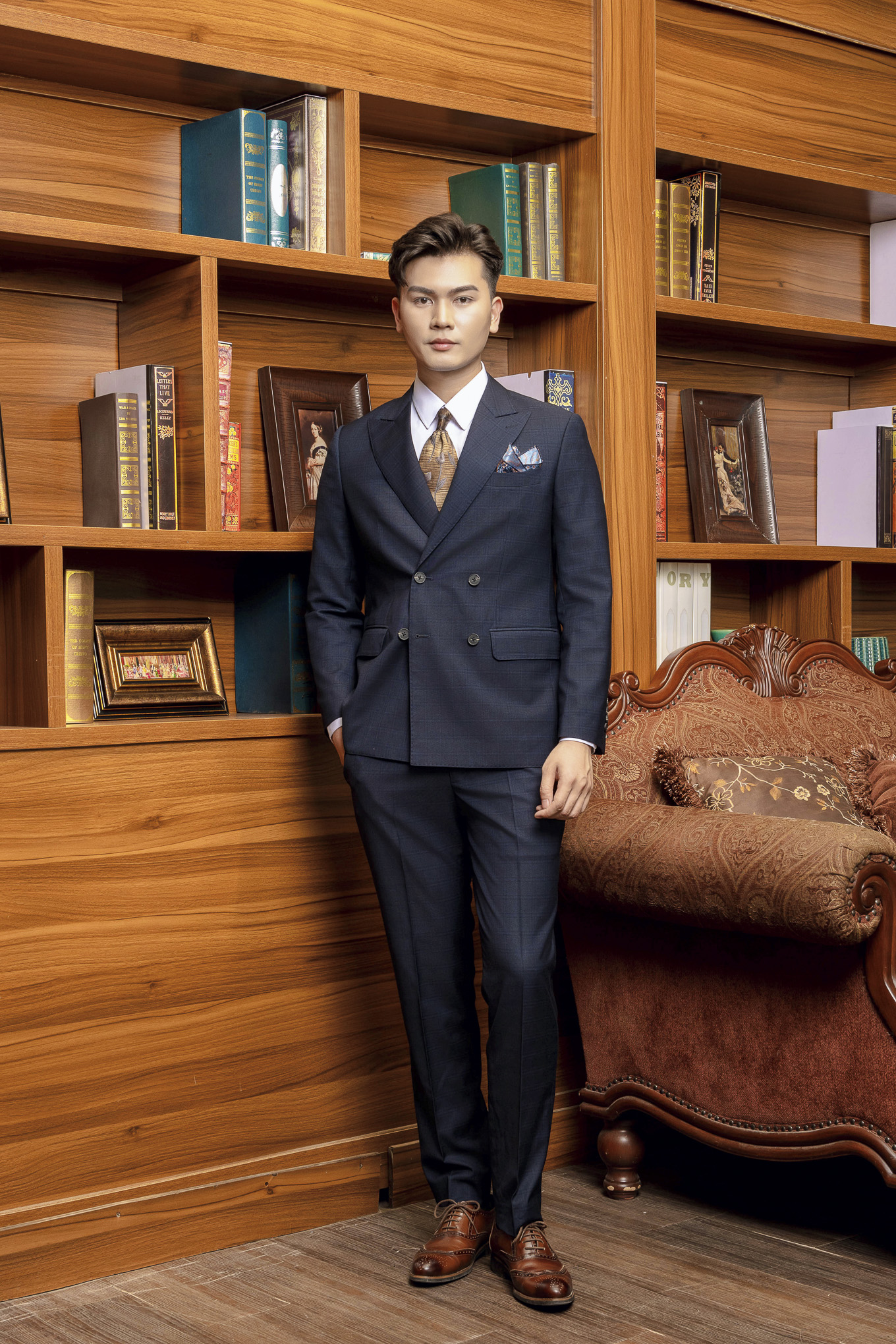 Bộ suit 6 khuy EAB 606