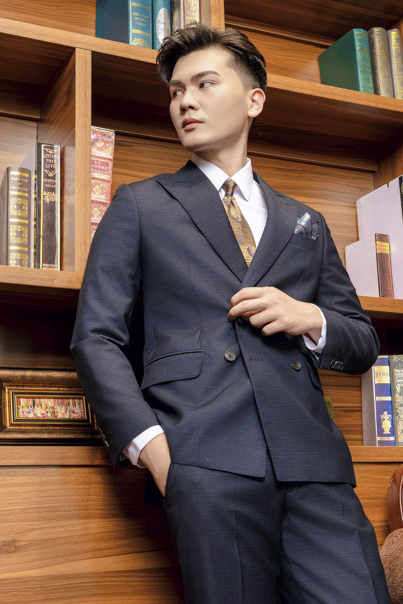 Bộ suit 6 khuy EAB 606