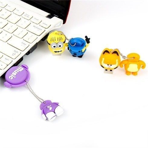 Bàn phím chơi game trắng