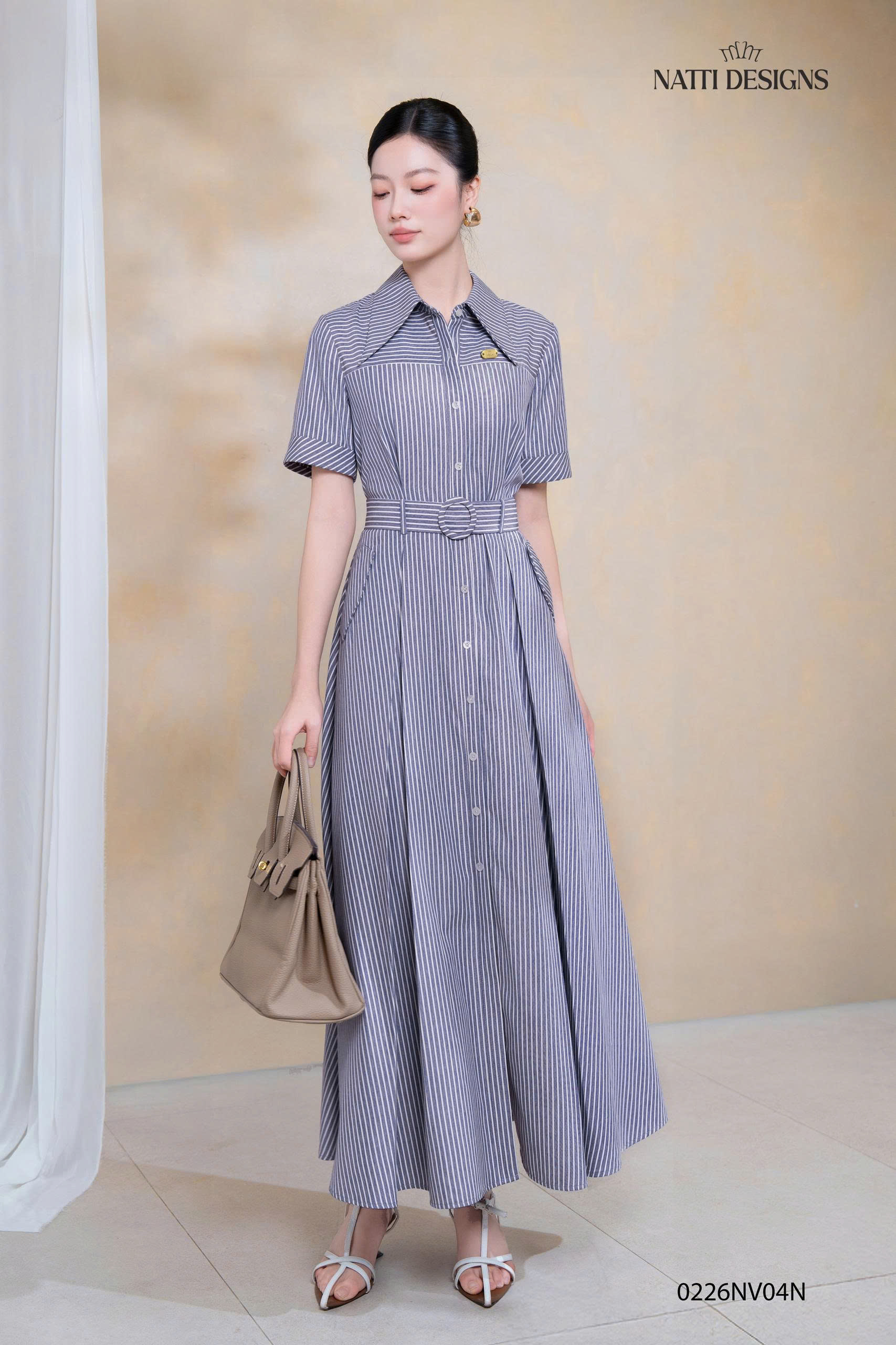 Váy thô cổ đức