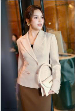 Áo vest cổ 2 ve