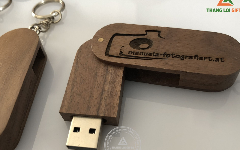 USB2 - USB GỖ 8GB IN ẤN LOGO DOANH NGHIỆP LÀM QUÀ TẶNG