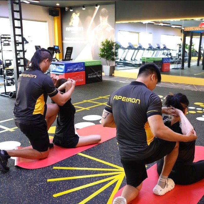 PERSONAL TRAINER