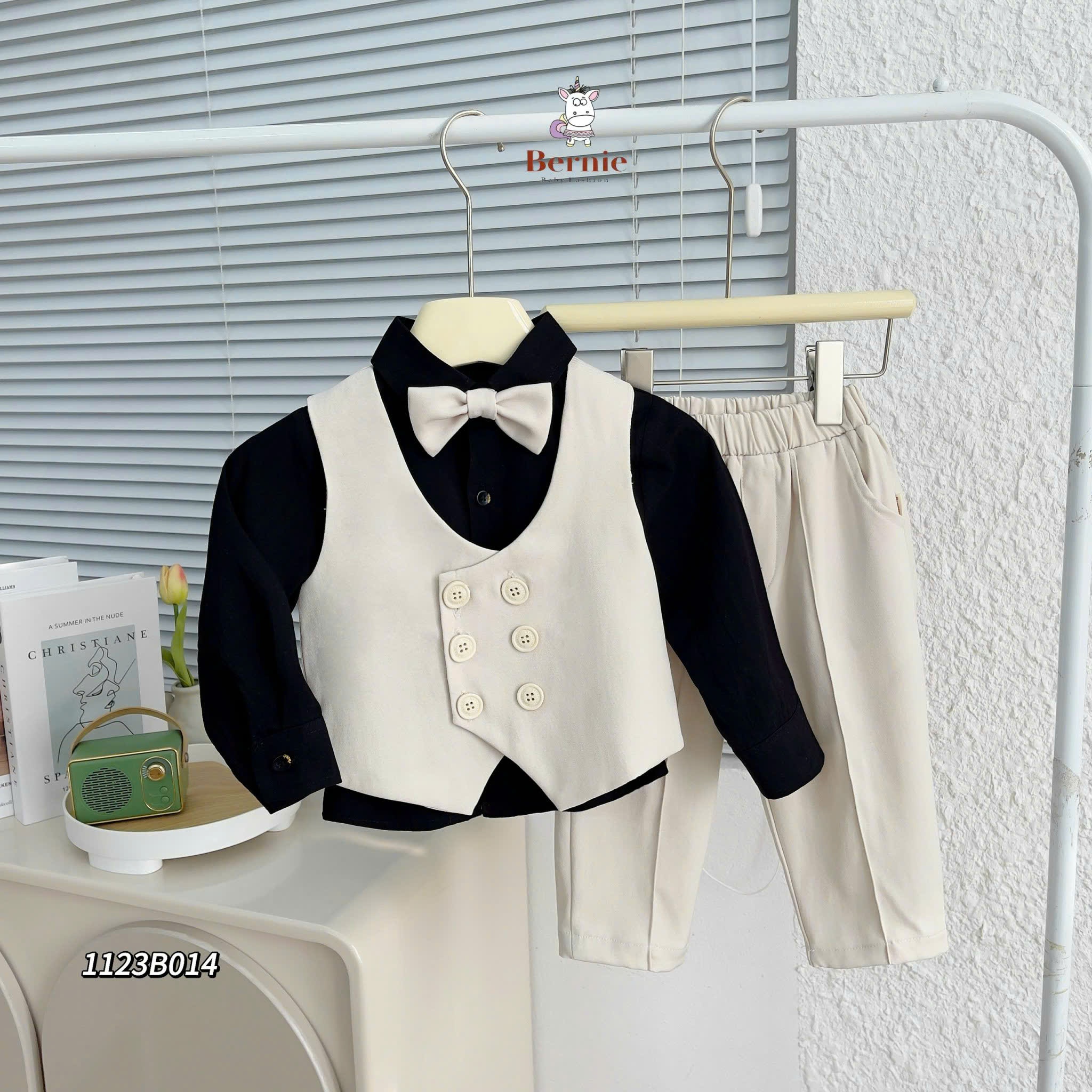 Bộ Vest Bé Trai BERNIE 4 Chi Tiết Kèm Nơ 1123B014