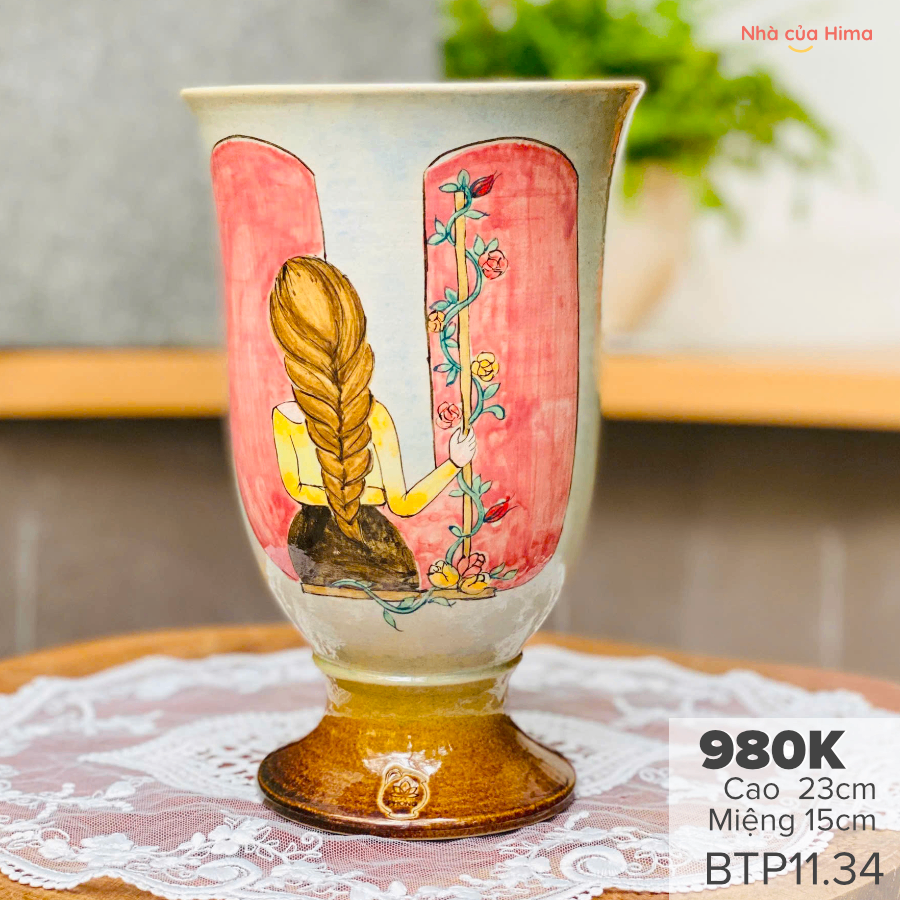 Bình gốm vuốt và vẽ tay bởi nghệ nhân Bát Tràng BTP11.34
