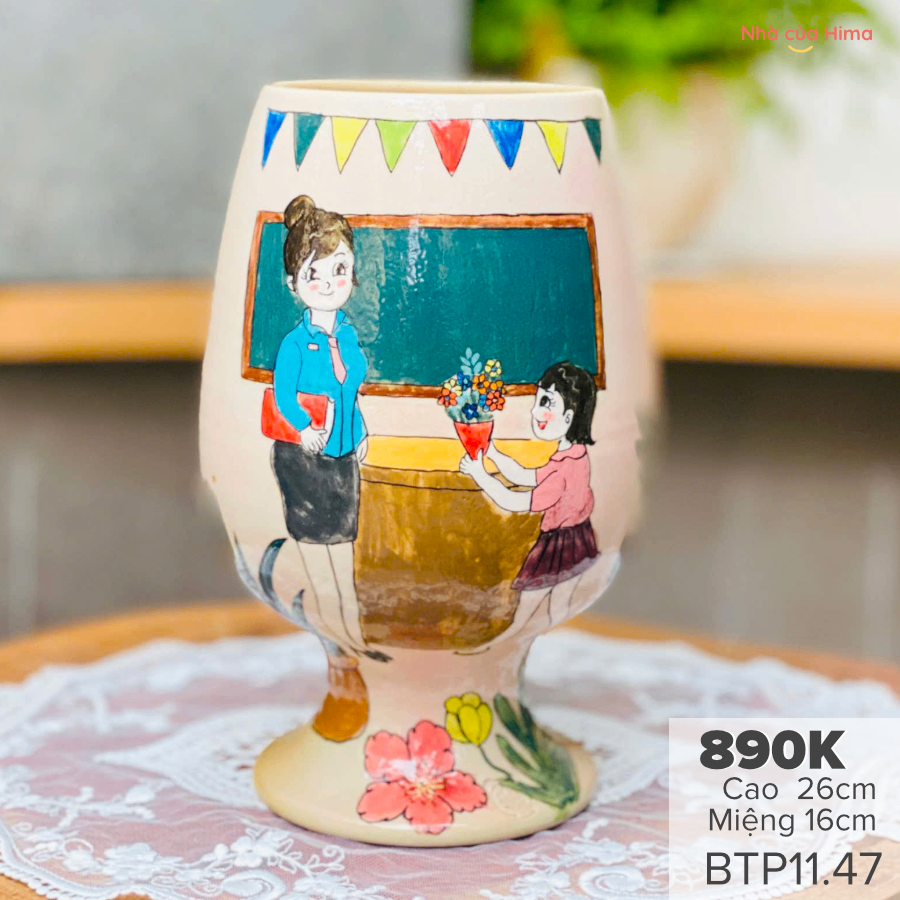 Bình gốm vuốt và vẽ tay bởi nghệ nhân Bát Tràng BTP11.47