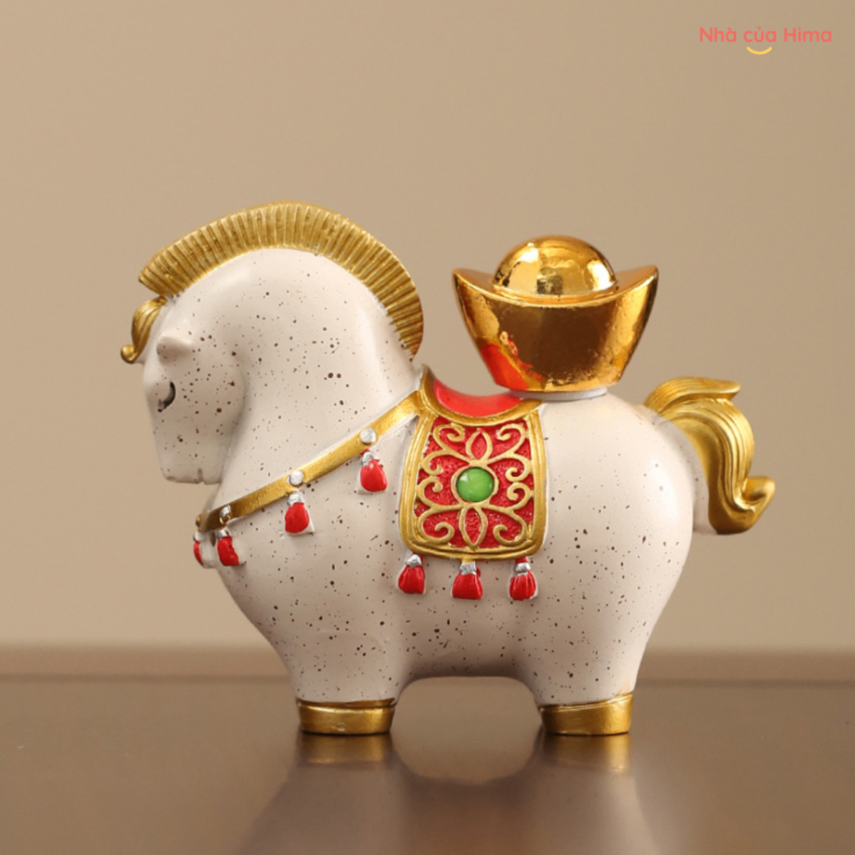 Ngựa Đường Mã Nguyên Bảo màu trắng đeo thỏi MS1