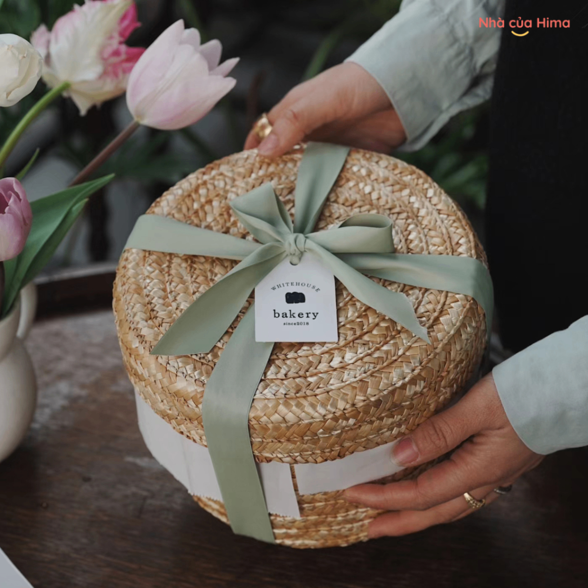 Hộp quà cói nơ xanh nắp tròn 15x13cm