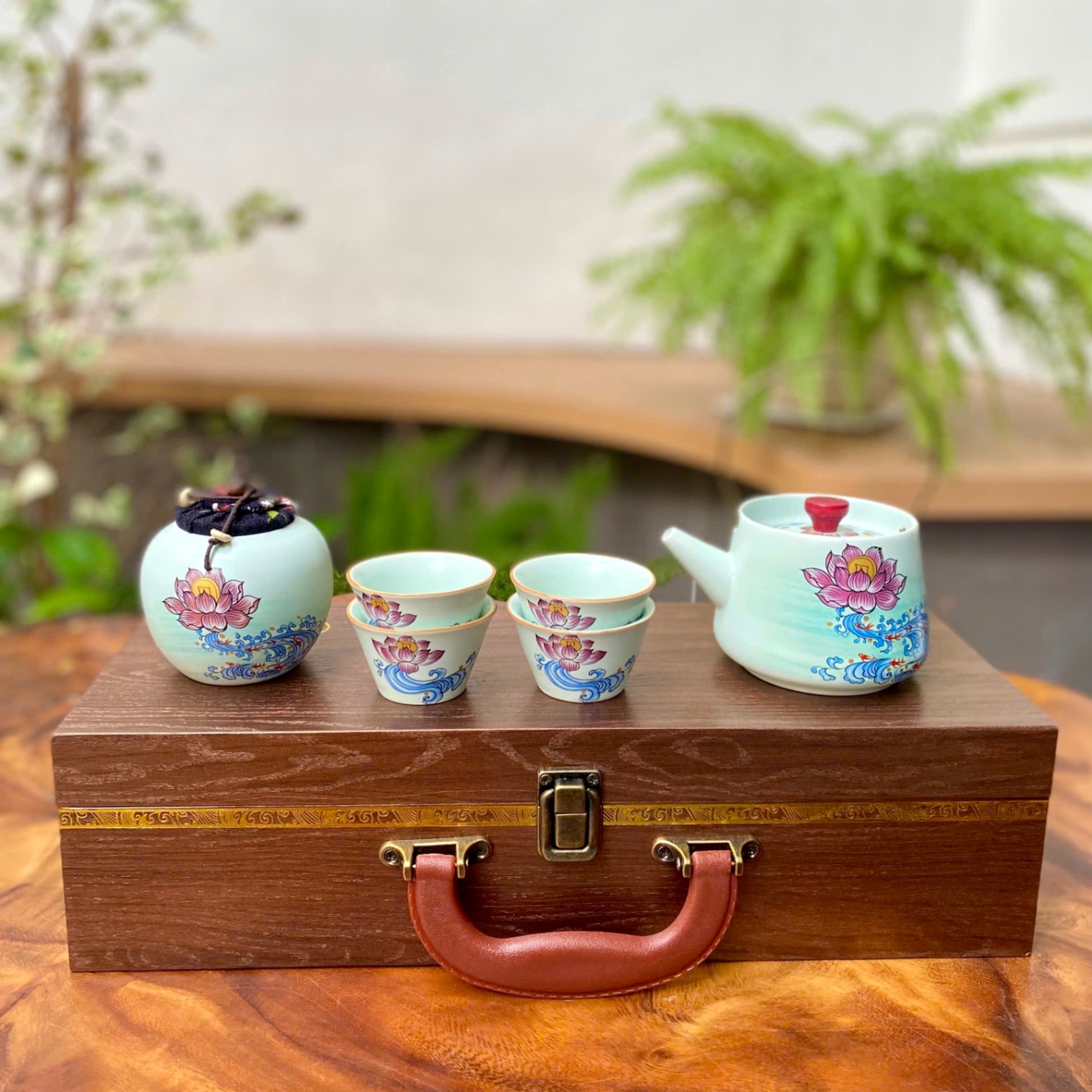 Bộ ấm trà hoa sen tím 6 món kèm hộp quà tặng