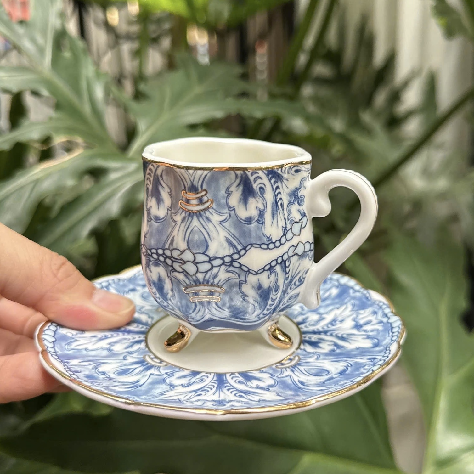 Bộ tách trà chân kiệu cao Blue & White phong cách Thổ Nhĩ Kì BW8