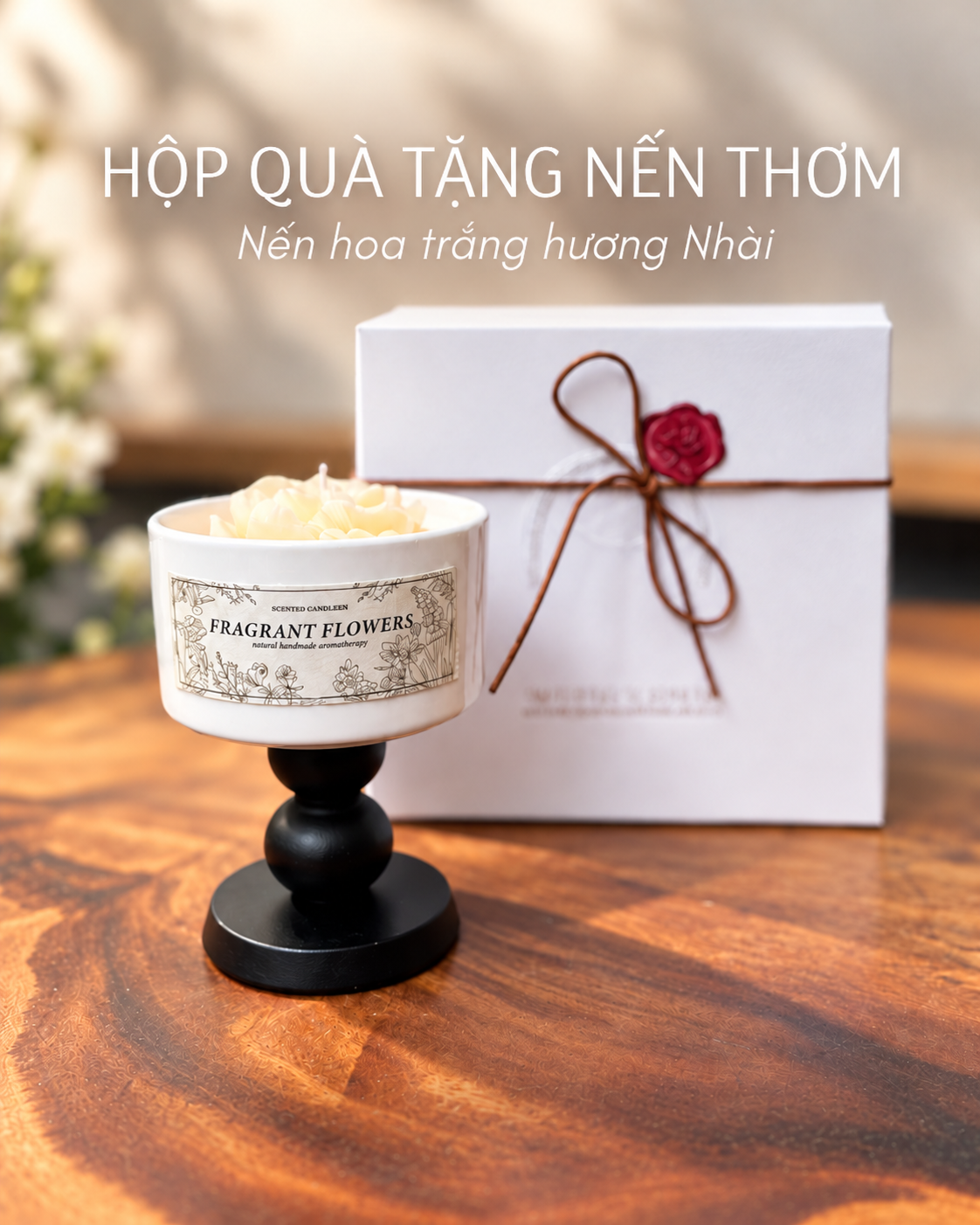 Hộp quà nến thơm kèm cốc và chân đế gỗ nến hoa trắng hương Nhài HQNT12
