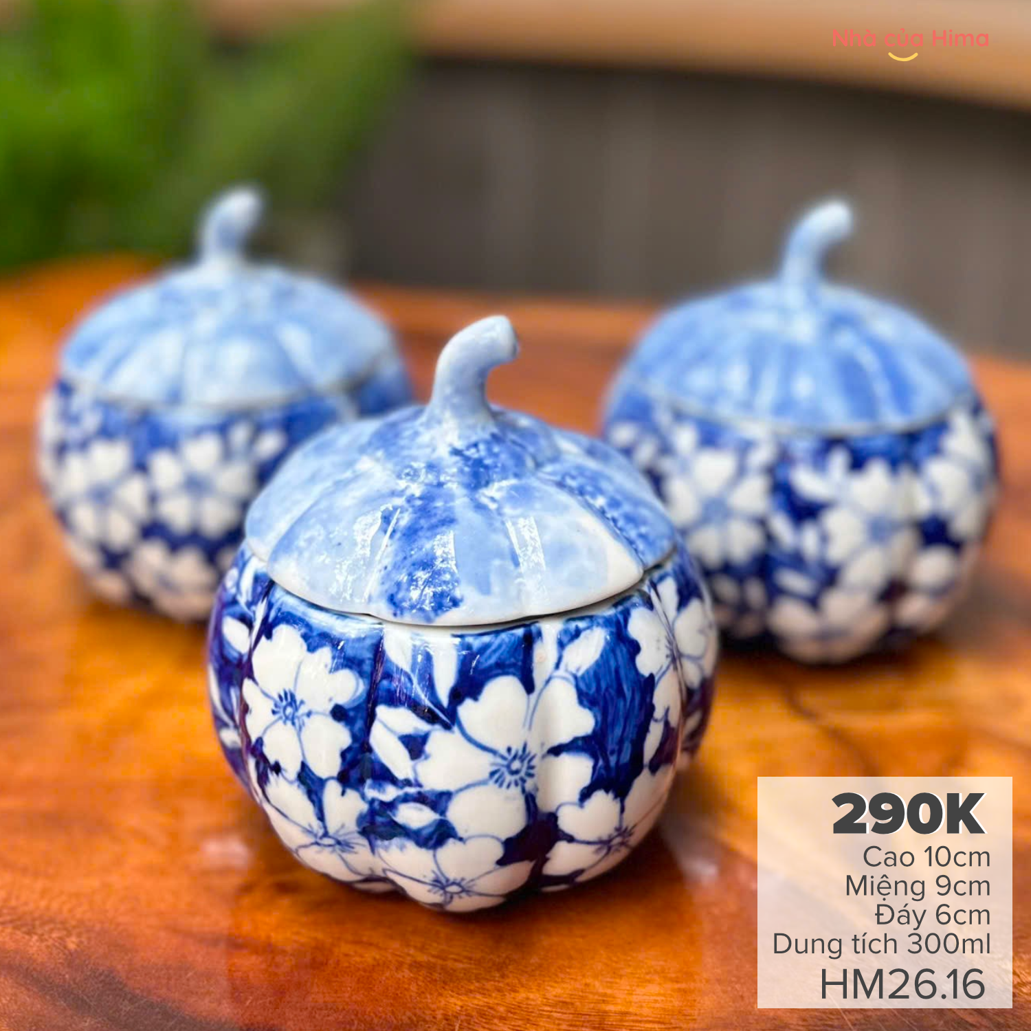 Hũ hoa đào men lam nắp nhạt